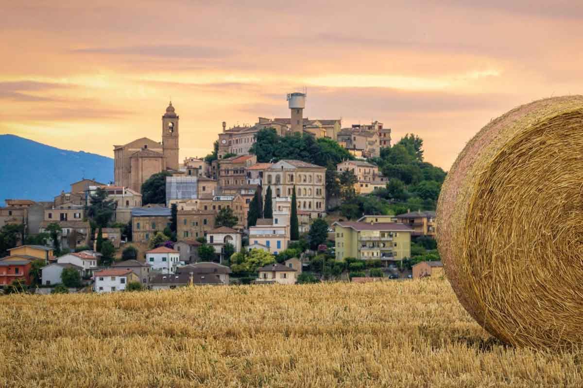 colonnella-01-4b73f3f4724223bf6046f4d32ba38de6